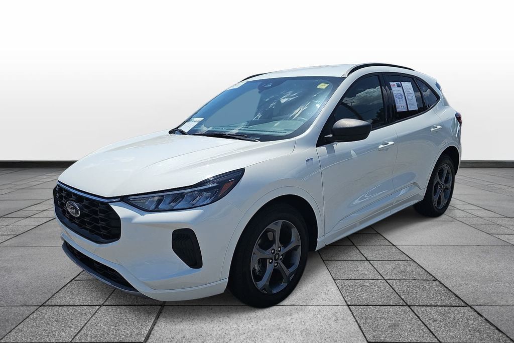 White Metallic 2023 Ford Escape SUV / Crossover Front-Wheel Drive 8-Speed Automatic