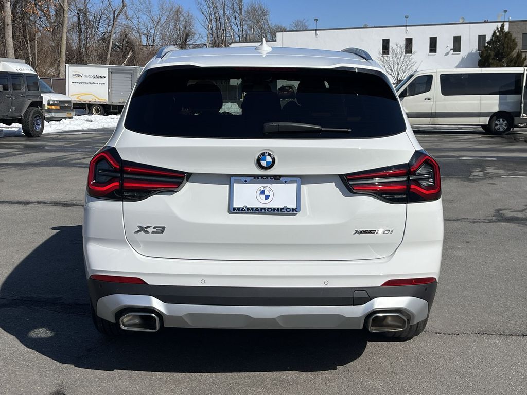 Thumbnail: 2023 BMW X3 - 24