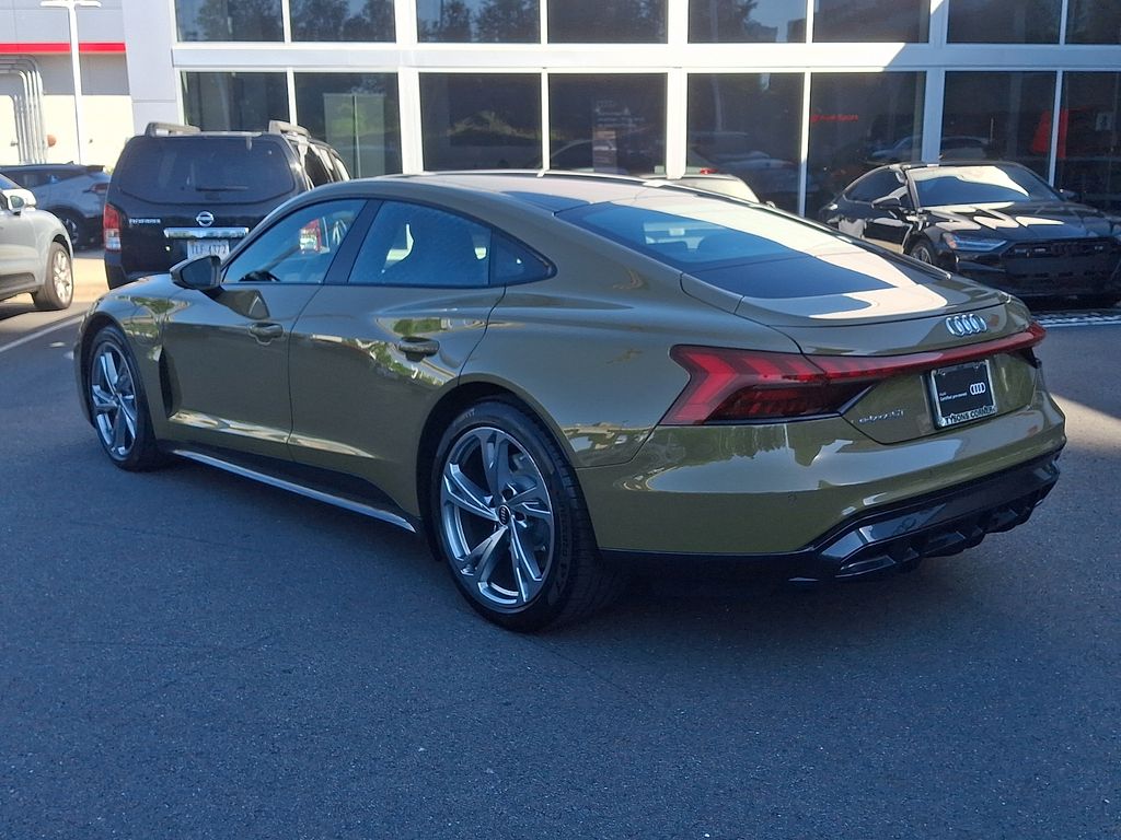 Thumbnail: 2024 Audi e-tron GT - 6
