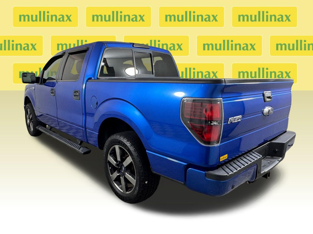 Used 2011 Blue Ford XLT image 10