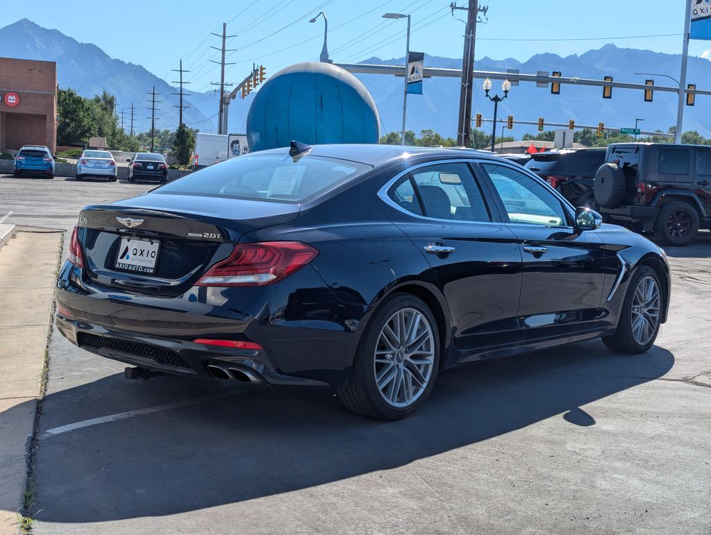 2021 Genesis G70 2.0T 4