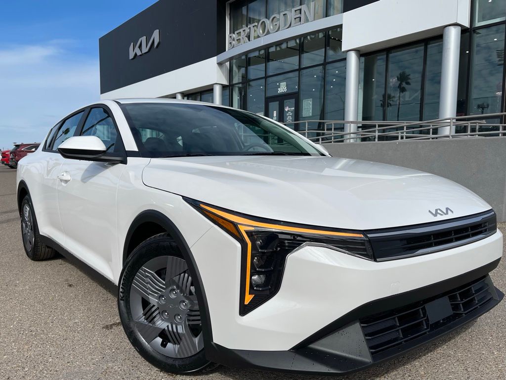 2026 Kia K4 LX