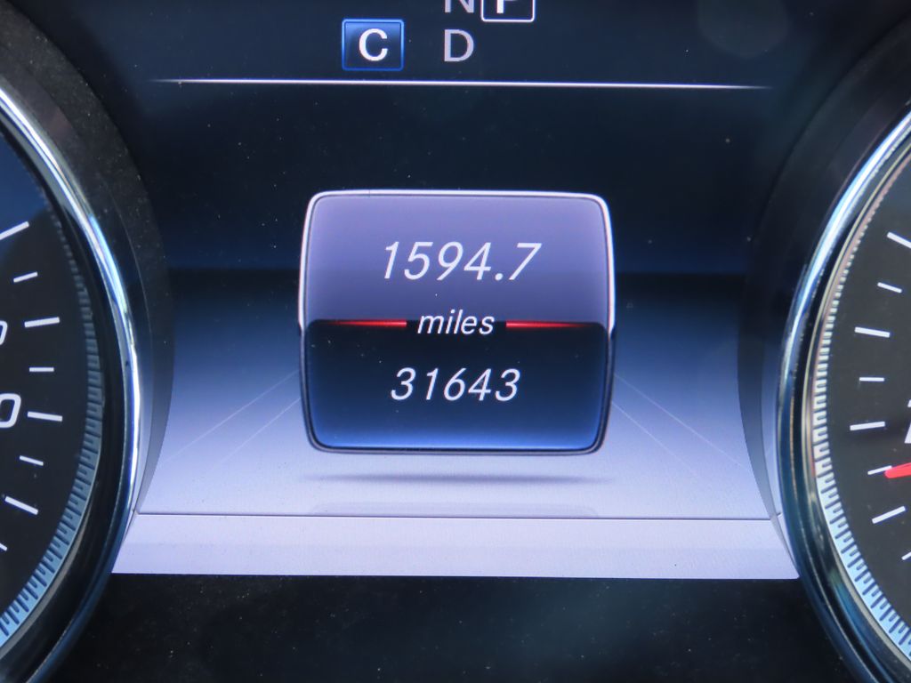 Thumbnail: 2017 Mercedes-Benz E-Class - 20