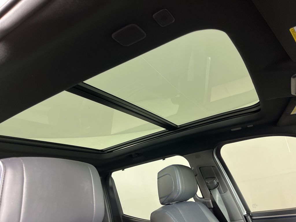 Thumbnail: 2023 Toyota Tundra - 5