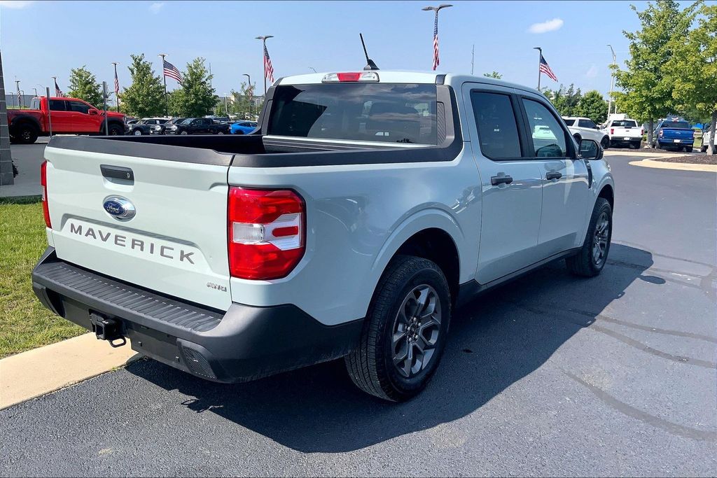 Used 2024 Green Ford XLT image 6