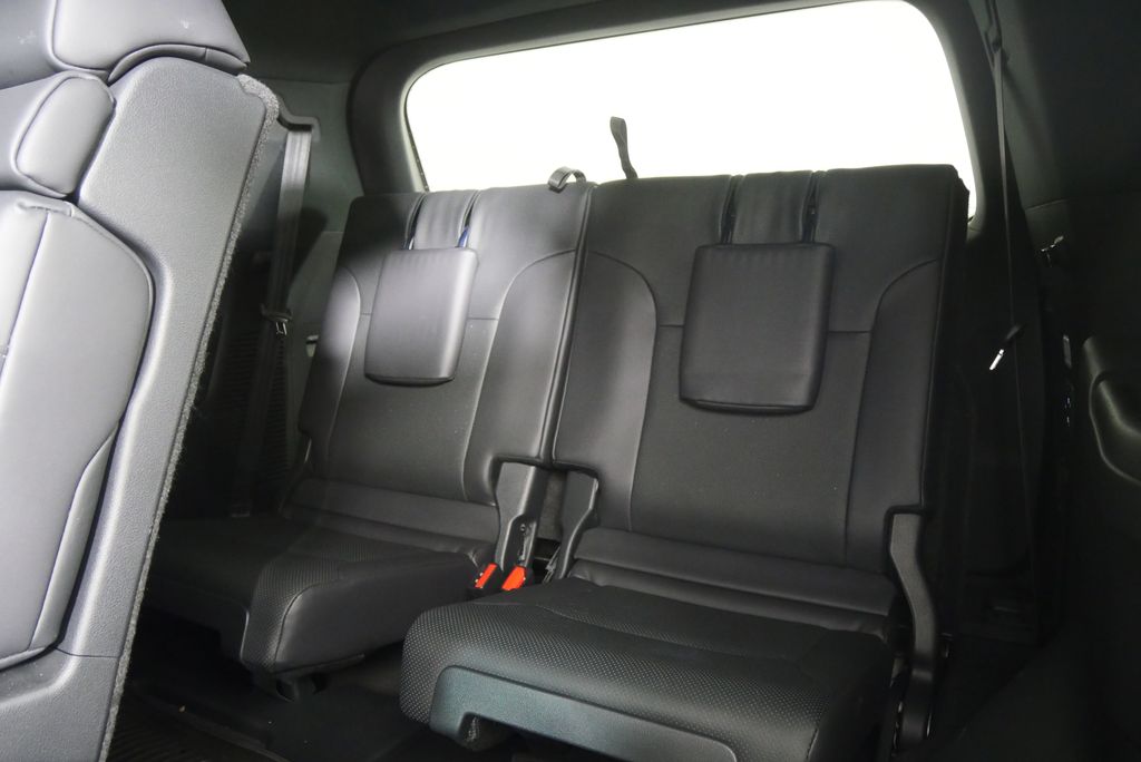 Thumbnail: 2024 Lexus LX - 19