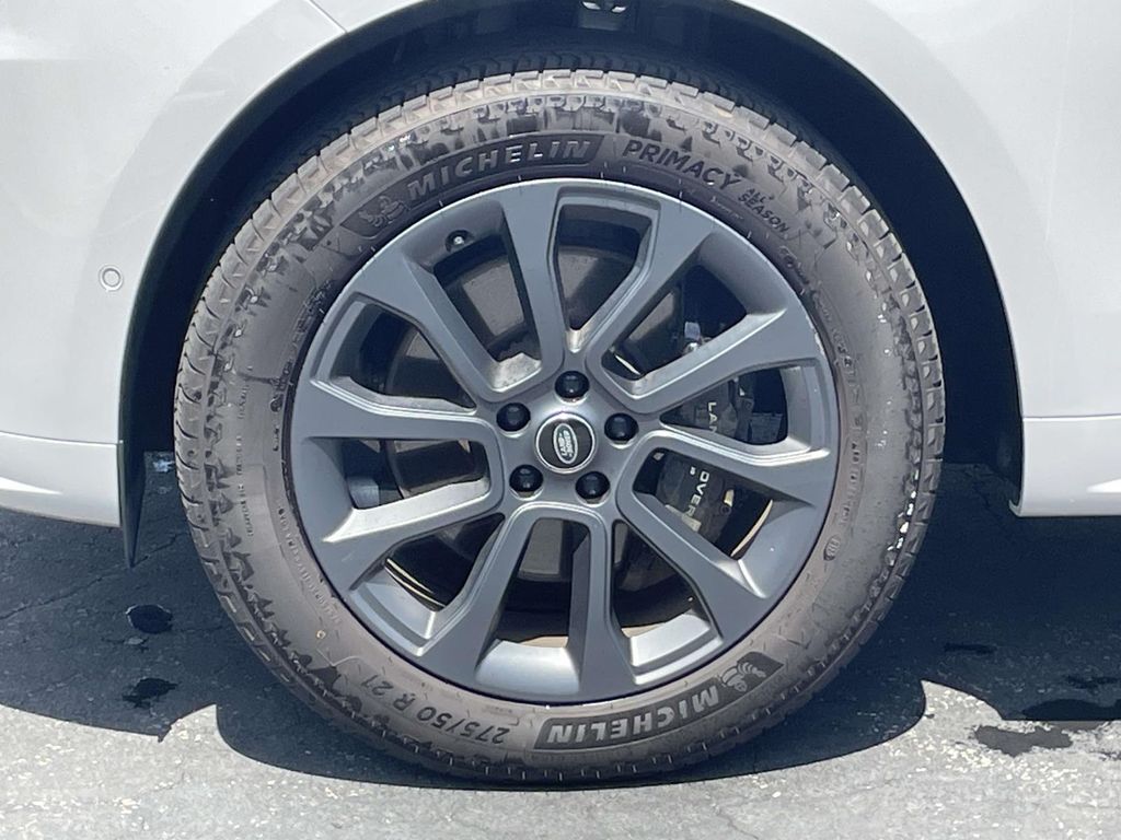 Certified Used 2023 Red Land Rover SE Dynamic image 8