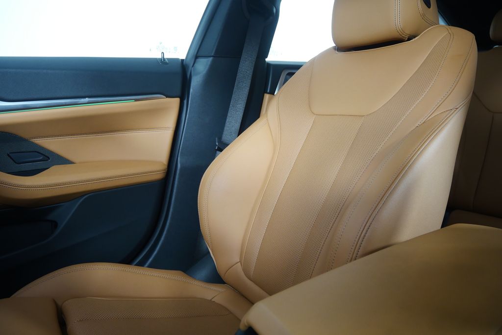 Thumbnail: 2024 BMW 4 Series - 27