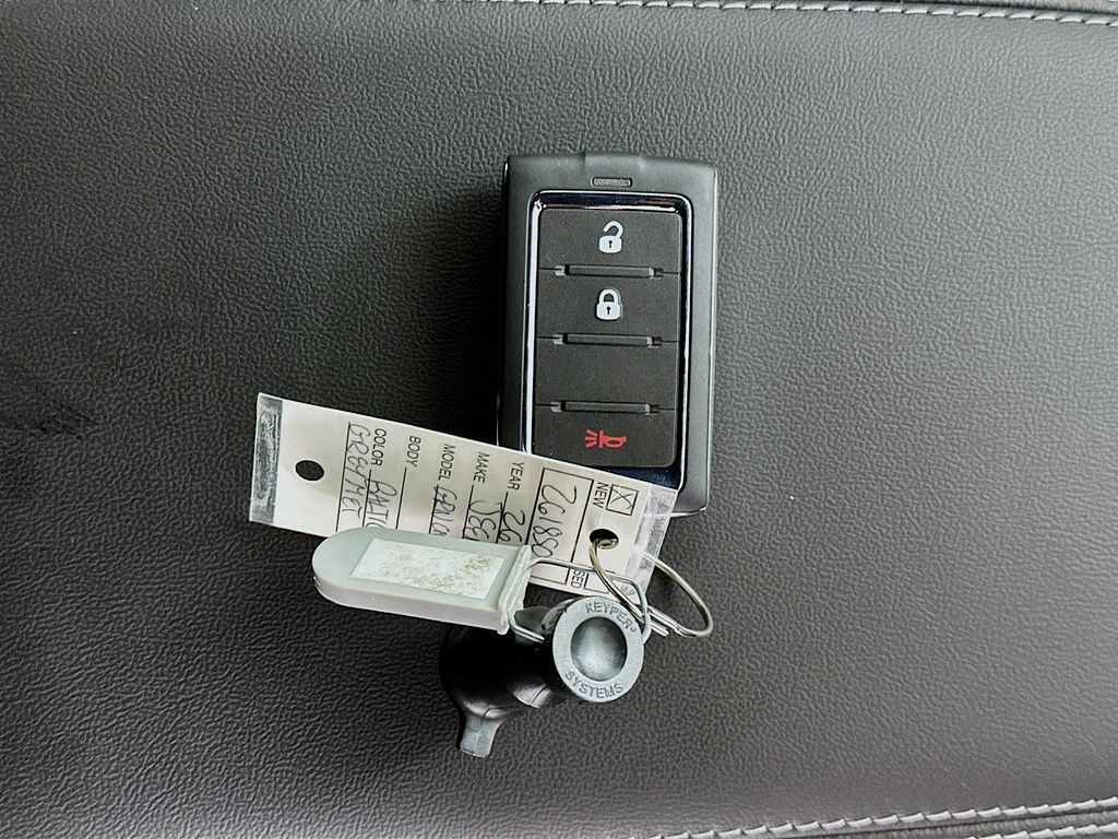 JeepGrand Cherokee L20