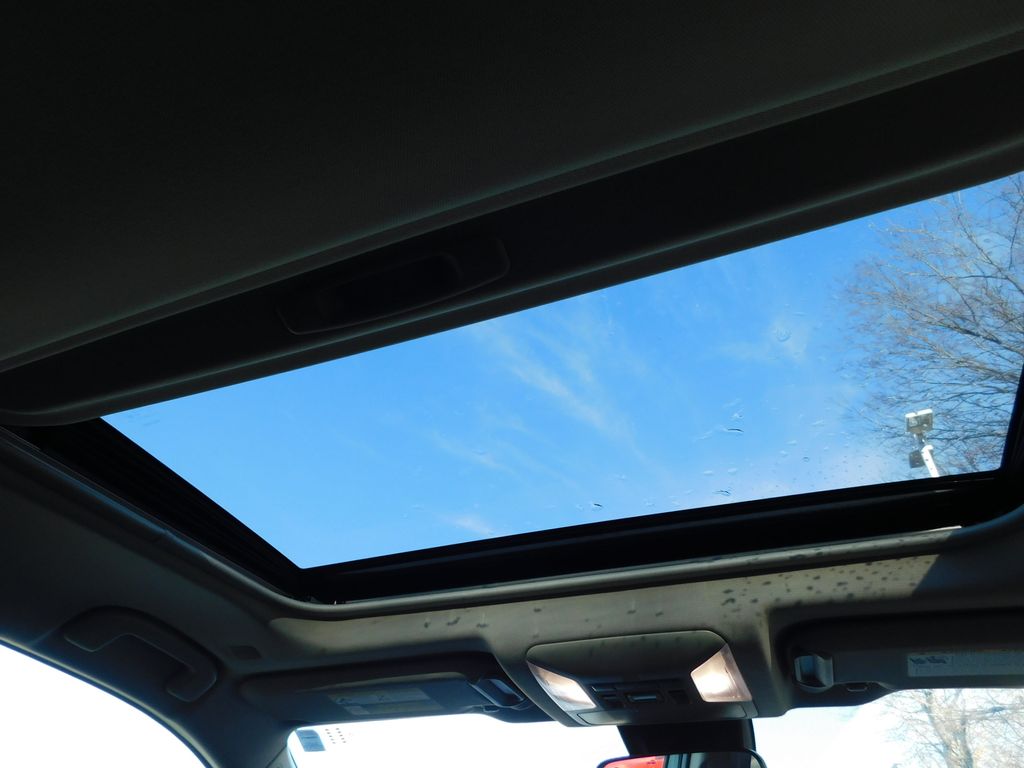 Thumbnail: 2024 Toyota RAV4 - 6