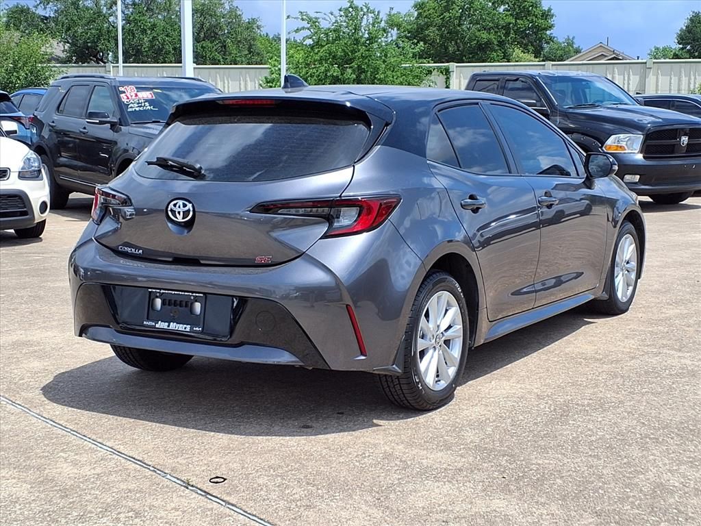 2024 Toyota Corolla Hatchback SE Gray at Bayway Cadillac of The Woodlands