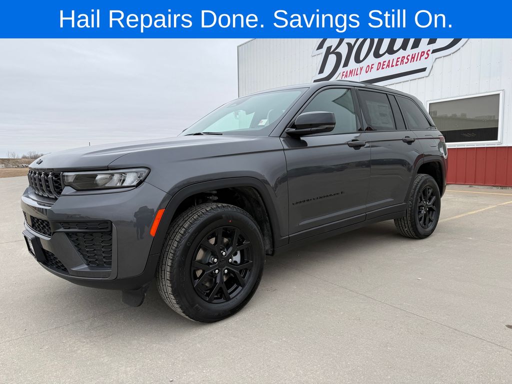 Baltic Gray Metallic Clearcoat 2026 Jeep Grand Cherokee SUV / Crossover Four-Wheel Drive 8-Speed Automatic