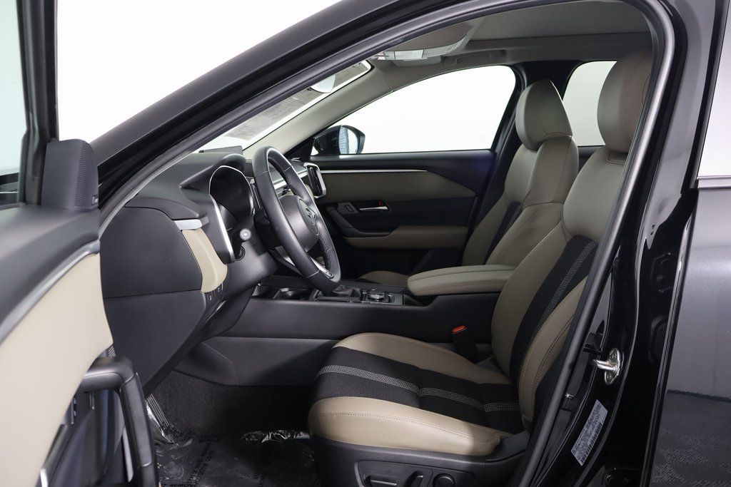 Thumbnail: 2025 Mazda CX-50 - 10