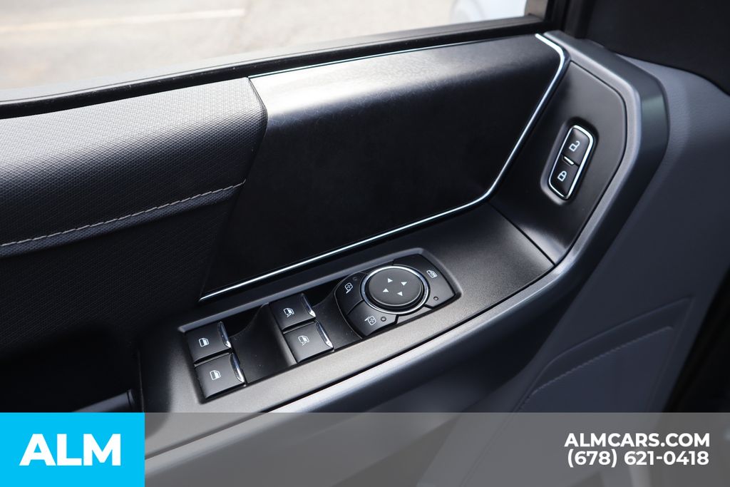 Used 2025 White Ford XLT image 10