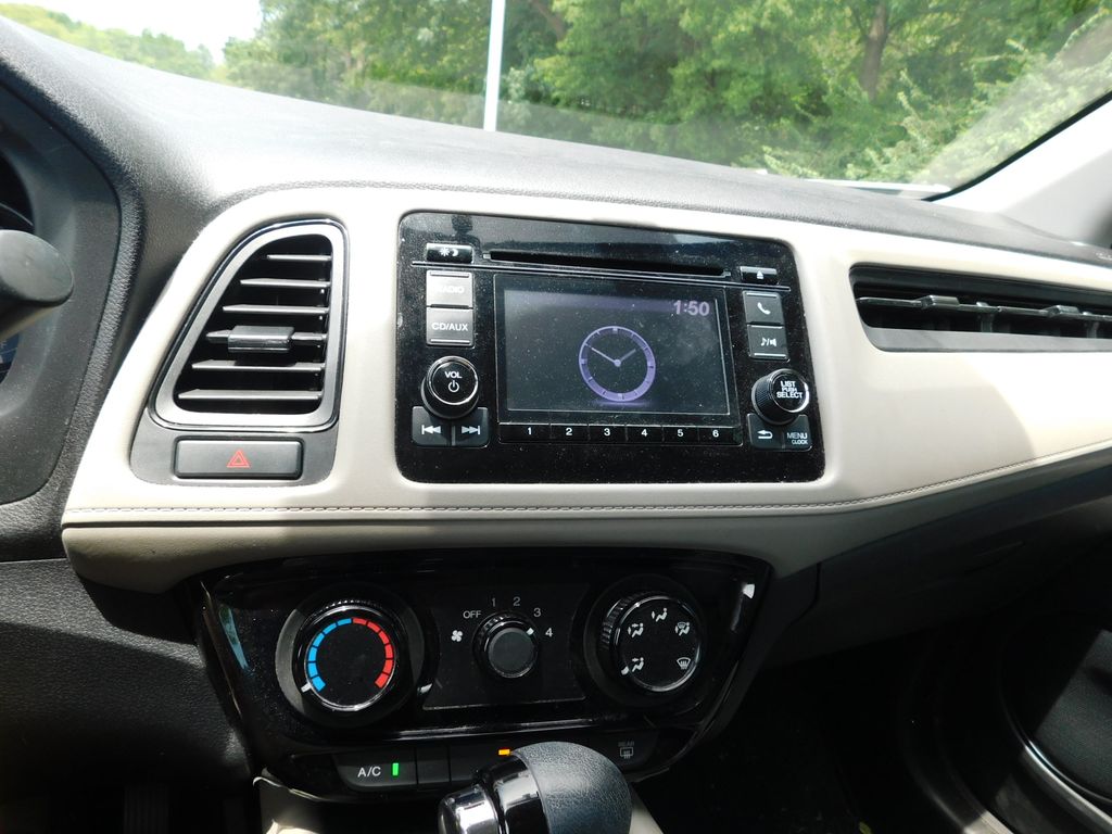 Thumbnail: 2016 Honda HR-V - 9