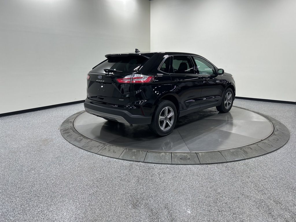 used 2024 Ford Edge car, priced at $26,527