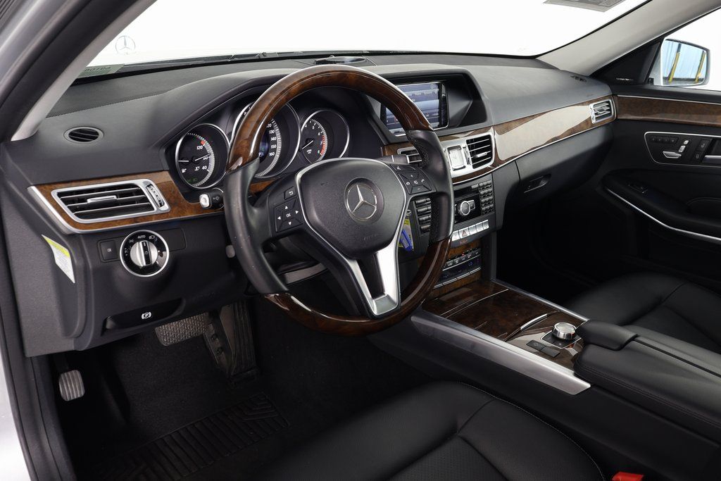 Thumbnail: 2014 Mercedes-Benz E-Class - 7