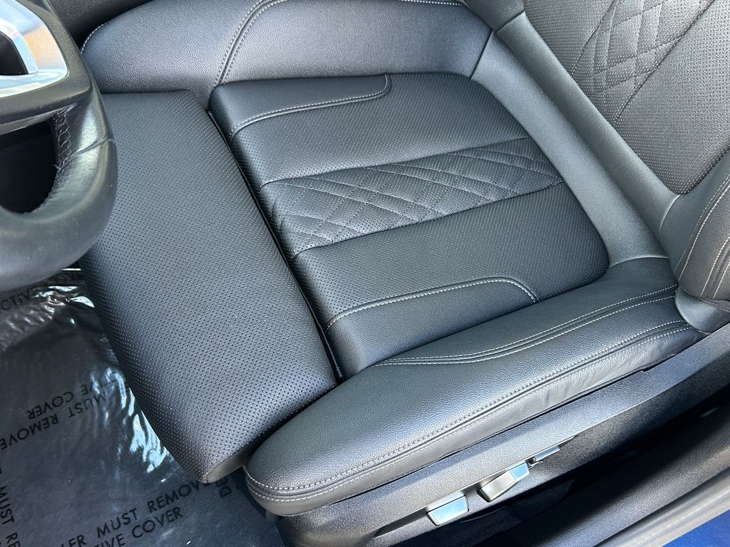 Thumbnail: 2022 BMW 5 Series - 15