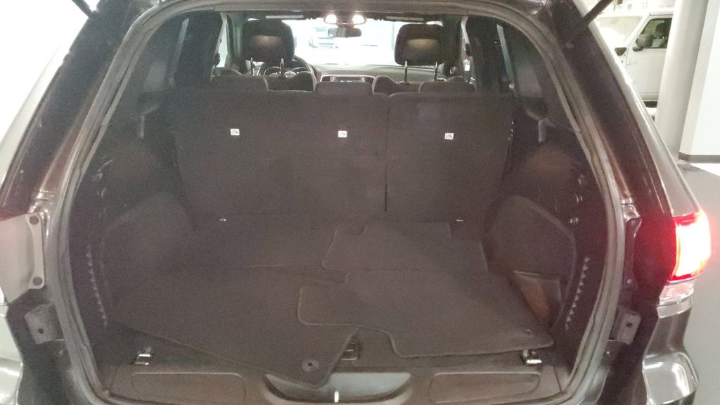 Used 2020 Jeep Grand Cherokee SUV