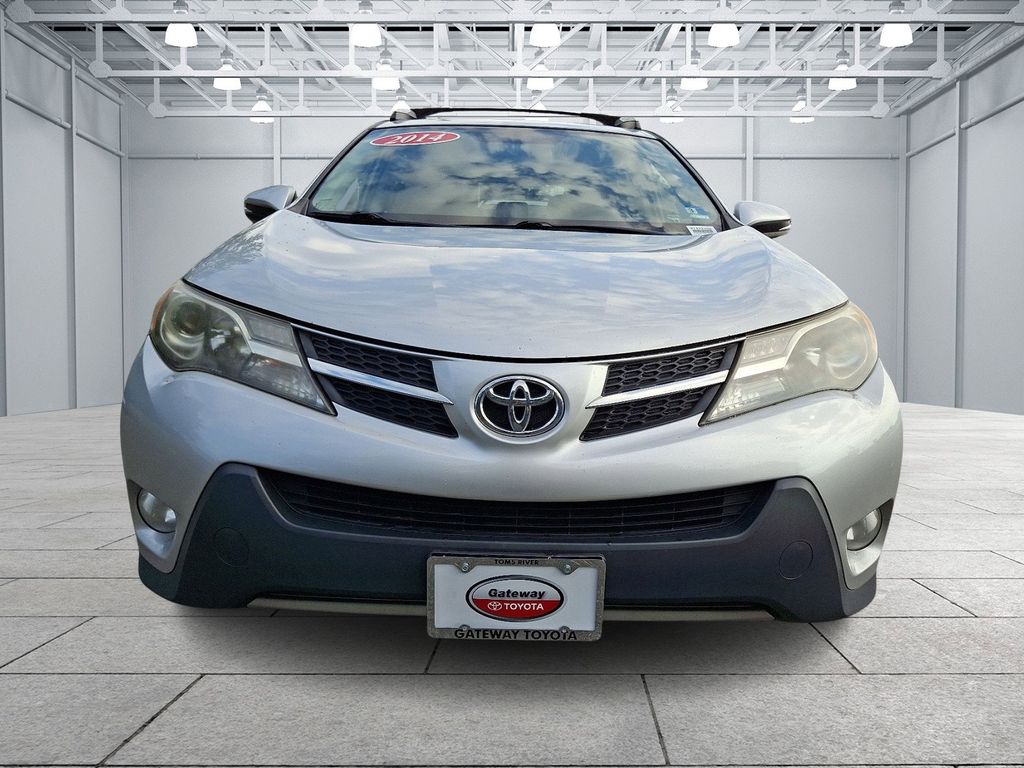 Thumbnail: 2014 Toyota RAV4 - 2