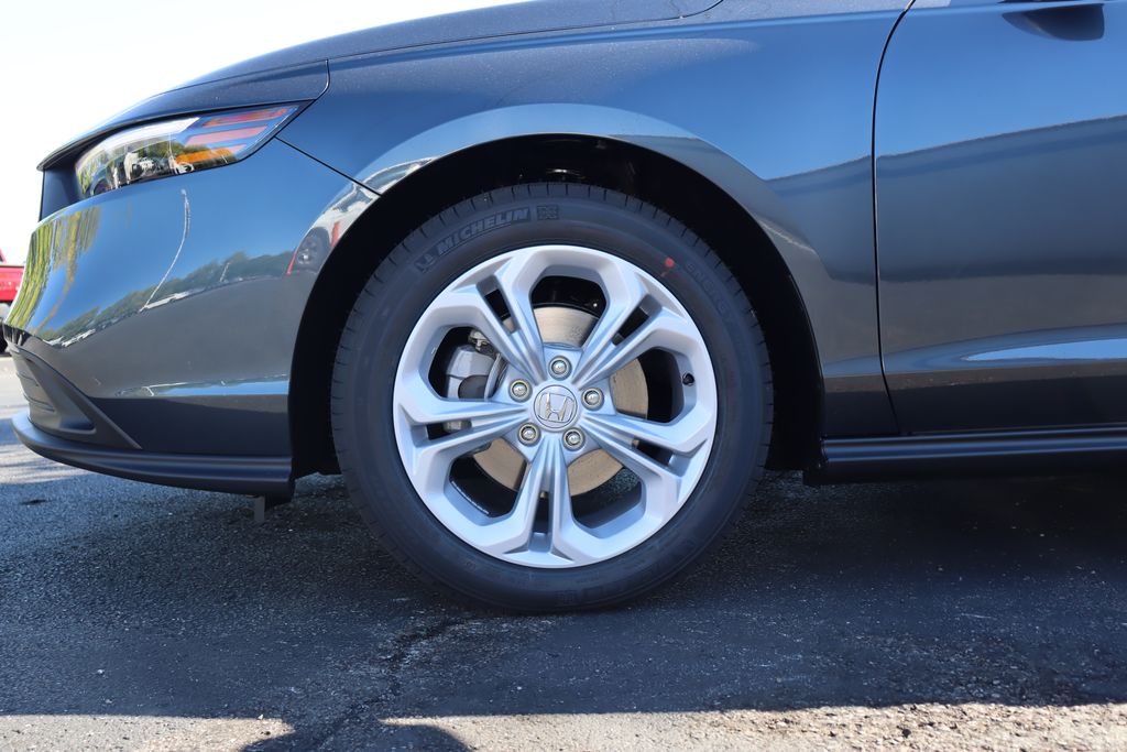 Thumbnail: 2025 Honda Accord - 10