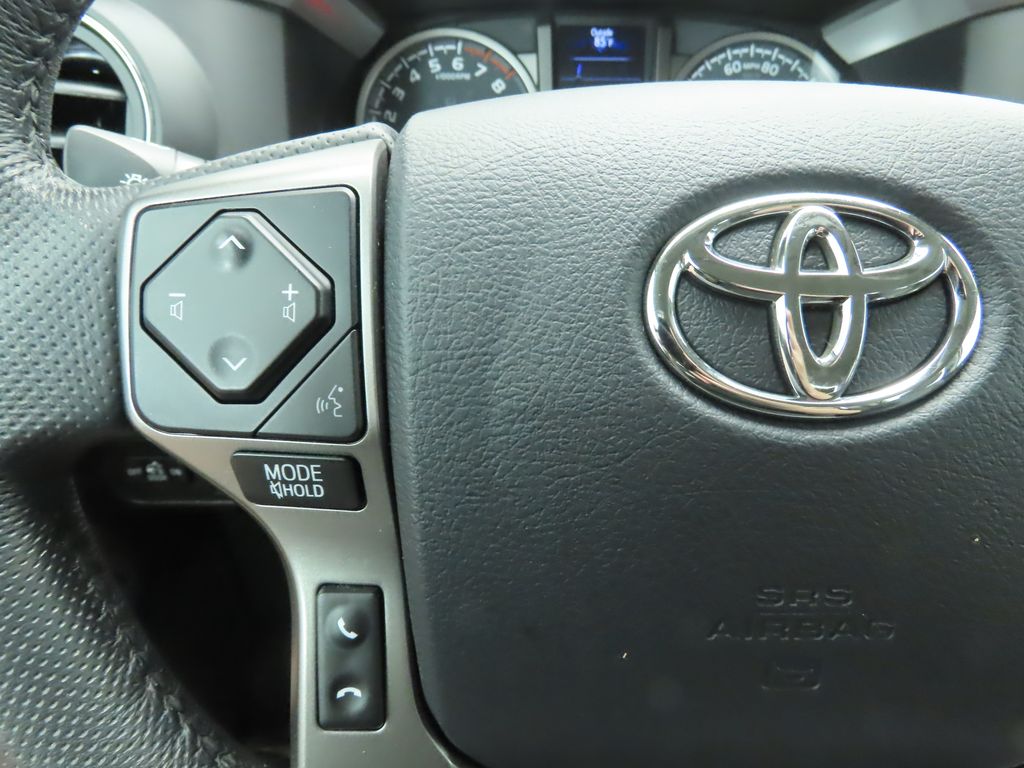 2020 Toyota Tacoma SR5 14