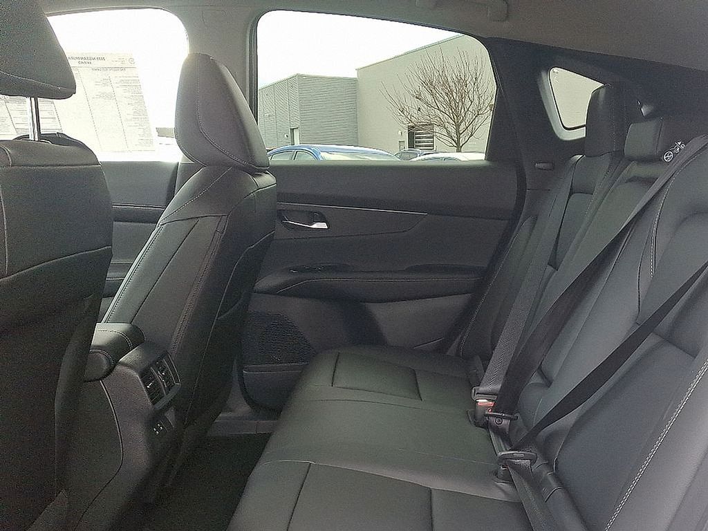 2025 Nissan Murano SV 7