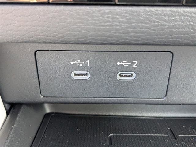 Used 2025 Mitsubishi Outlander SUV
