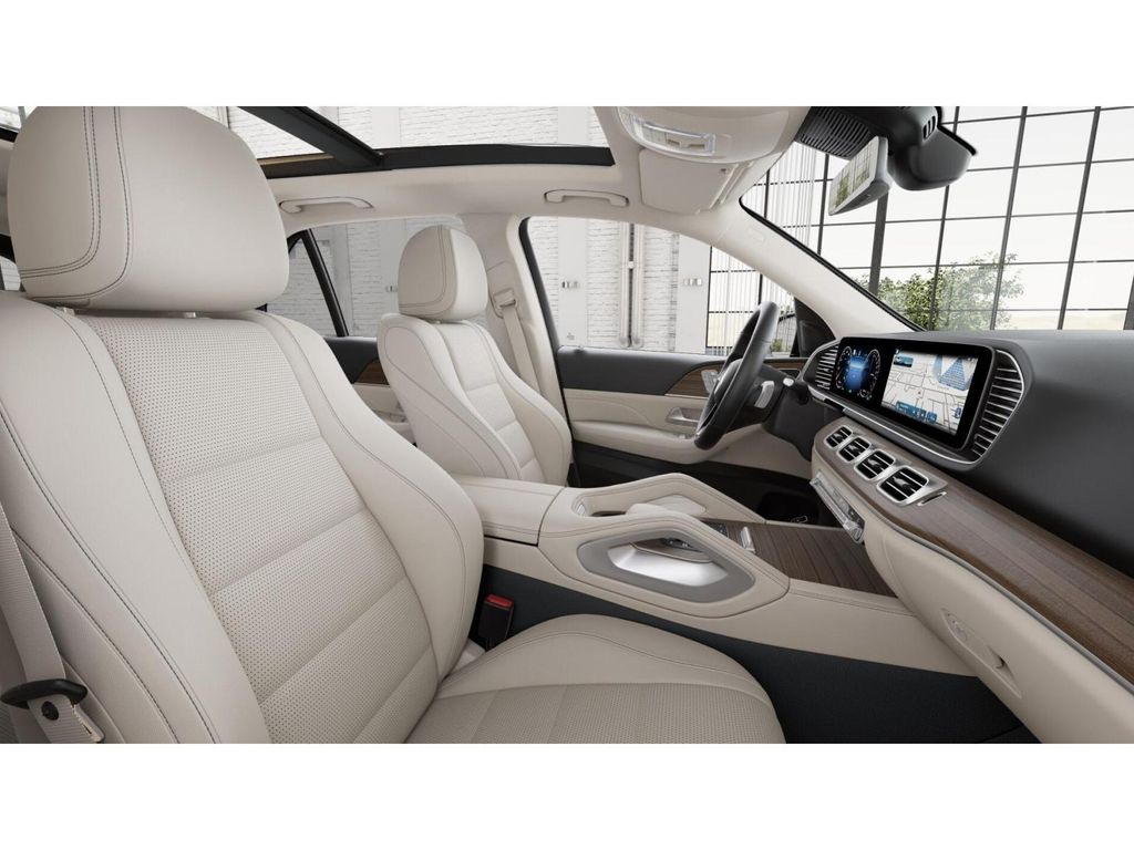Thumbnail: 2026 Mercedes-Benz GLE - 4