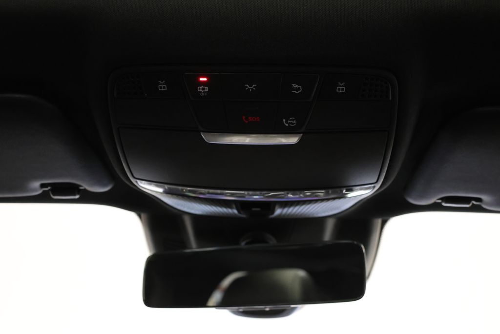 Thumbnail: 2023 Mercedes-Benz E-Class - 17