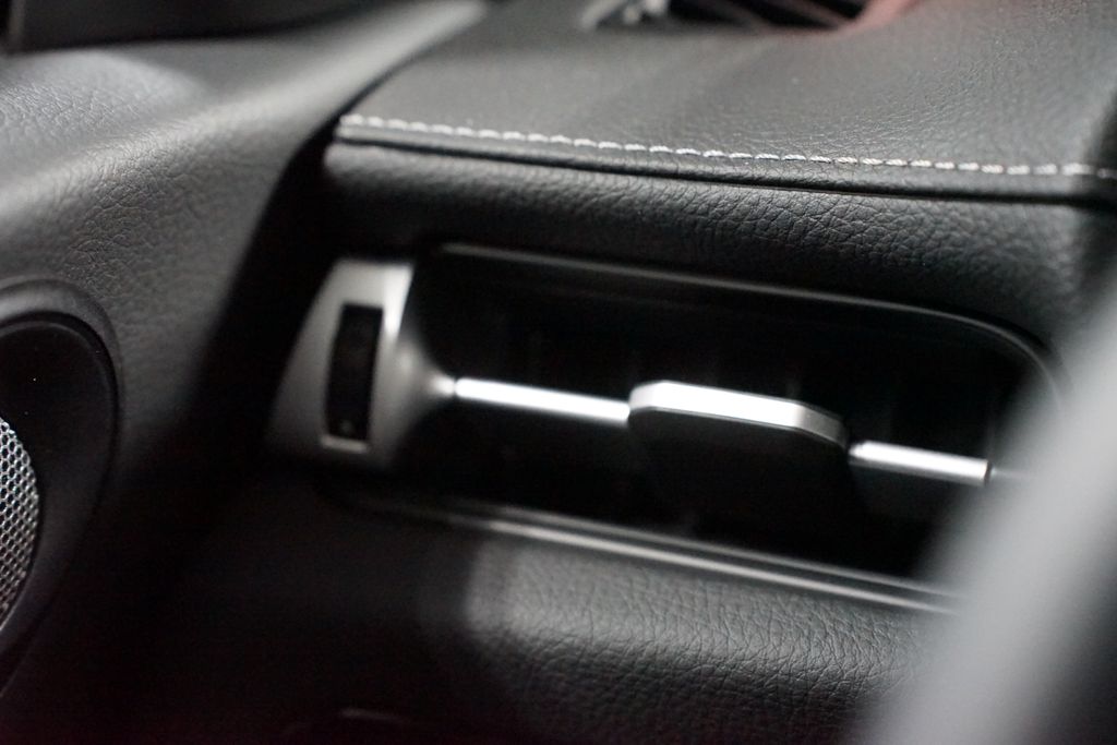 Thumbnail: 2026 Toyota GR Supra - 27