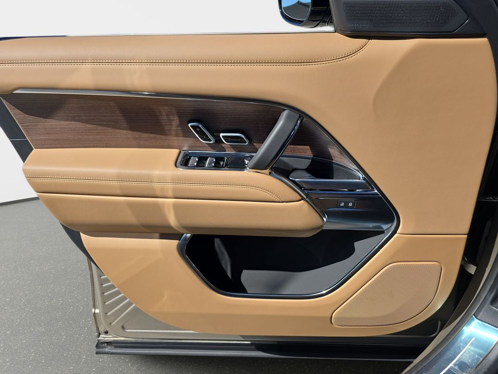 New 2026 Gold Land Rover SE image 28