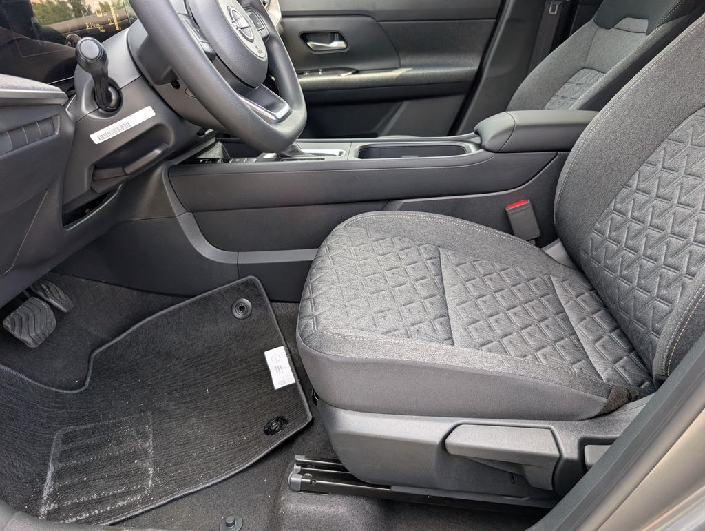 New 2026 Nissan Kicks SUV