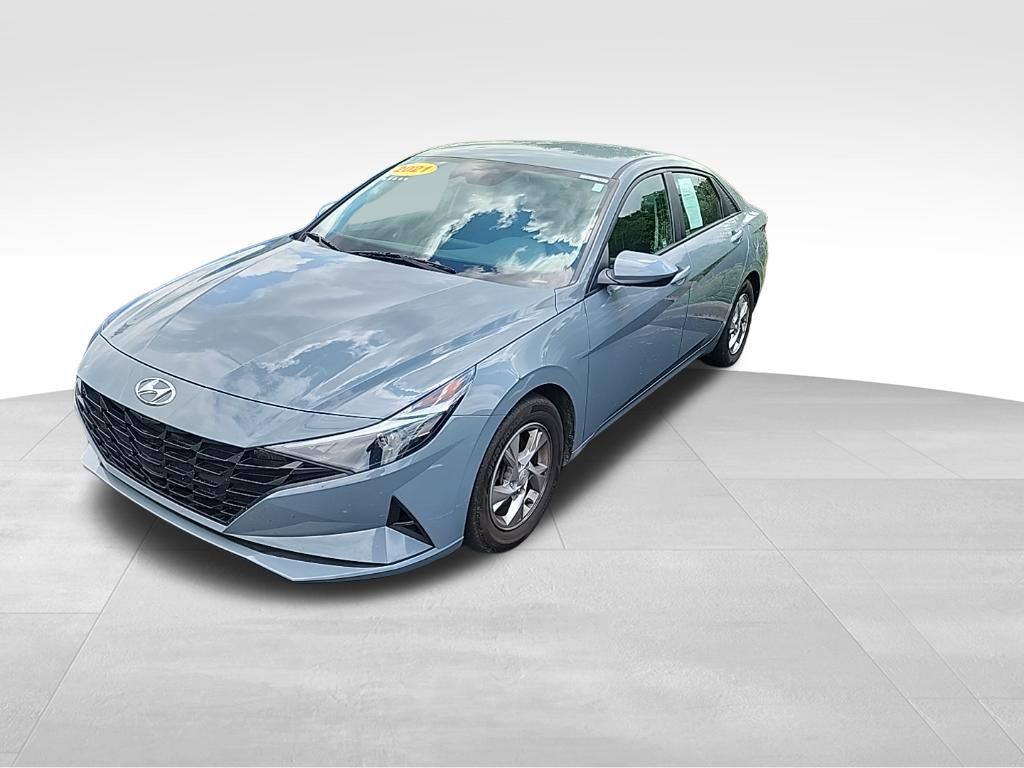 2021 Hyundai Elantra SE