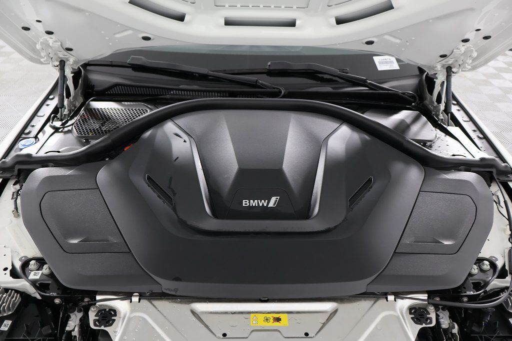 Thumbnail: 2023 BMW i4 - 15