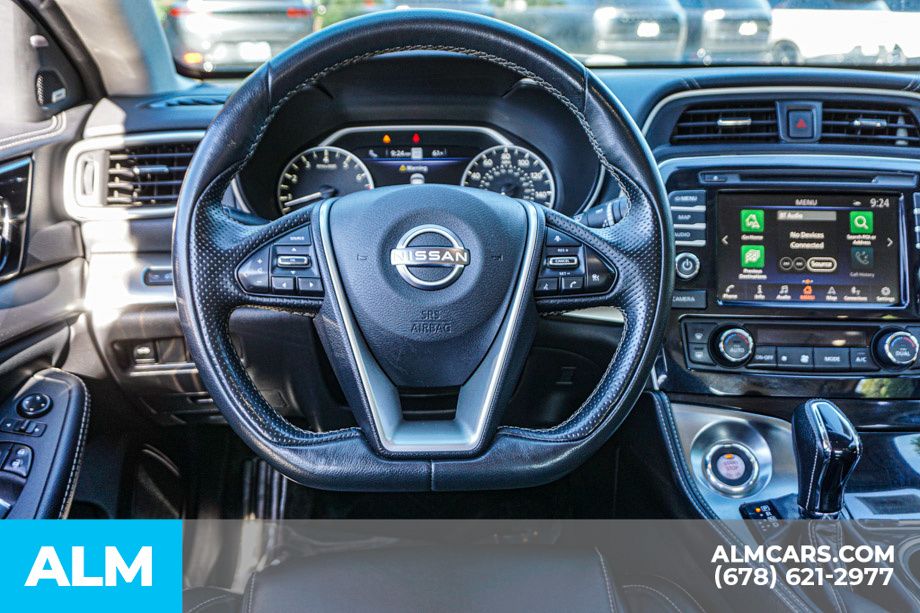 Used 2023 Black Nissan 3.5 SL image 28