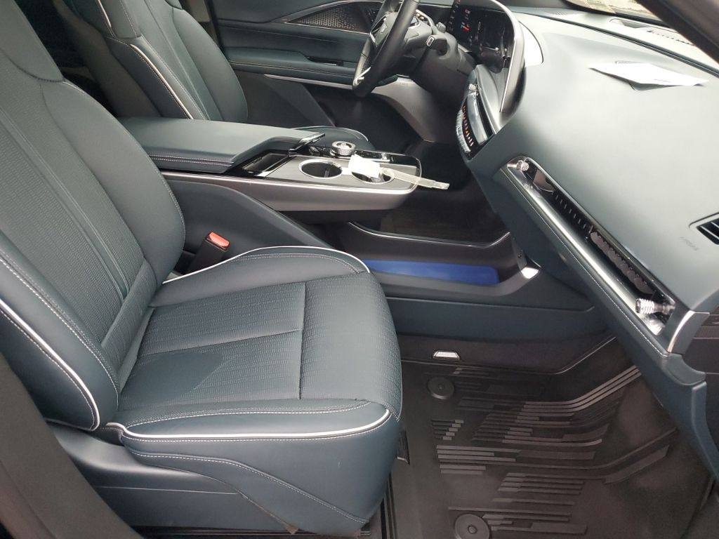 Used Car 2024 Cadillac Lyriq  Sport For Sale Under $50,000 In Austin, Texas