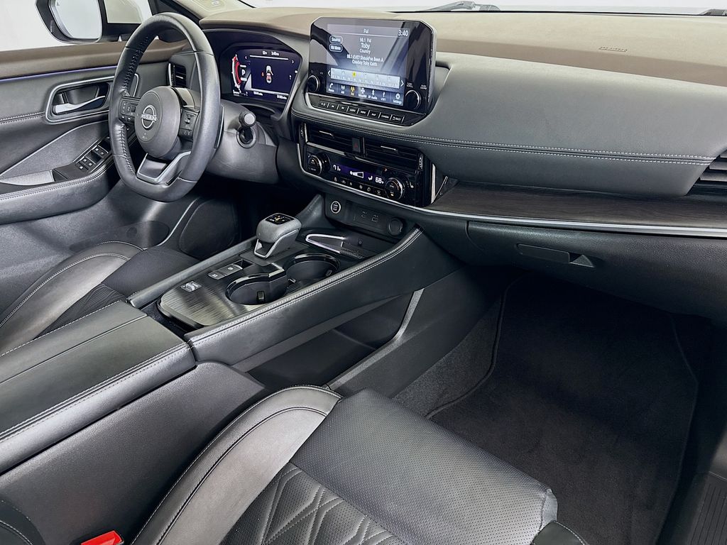 Thumbnail: 2023 Nissan Rogue - 30