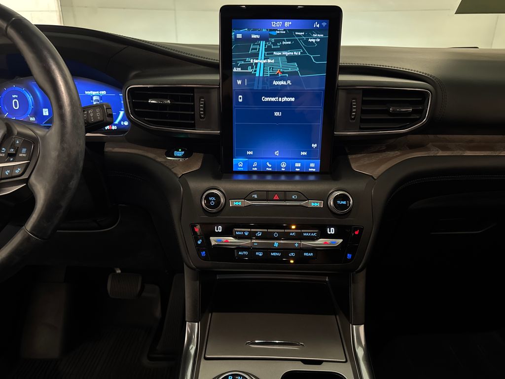 Certified Used 2020 Blue Ford Platinum image 25