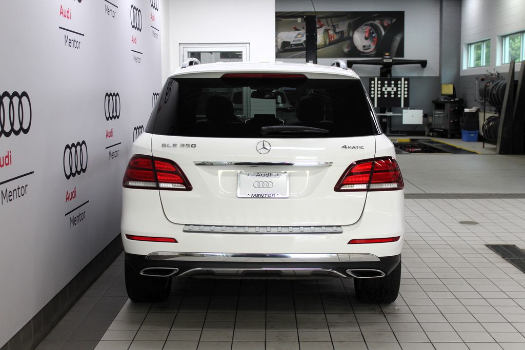 Thumbnail: 2017 Mercedes-Benz GLE - 5