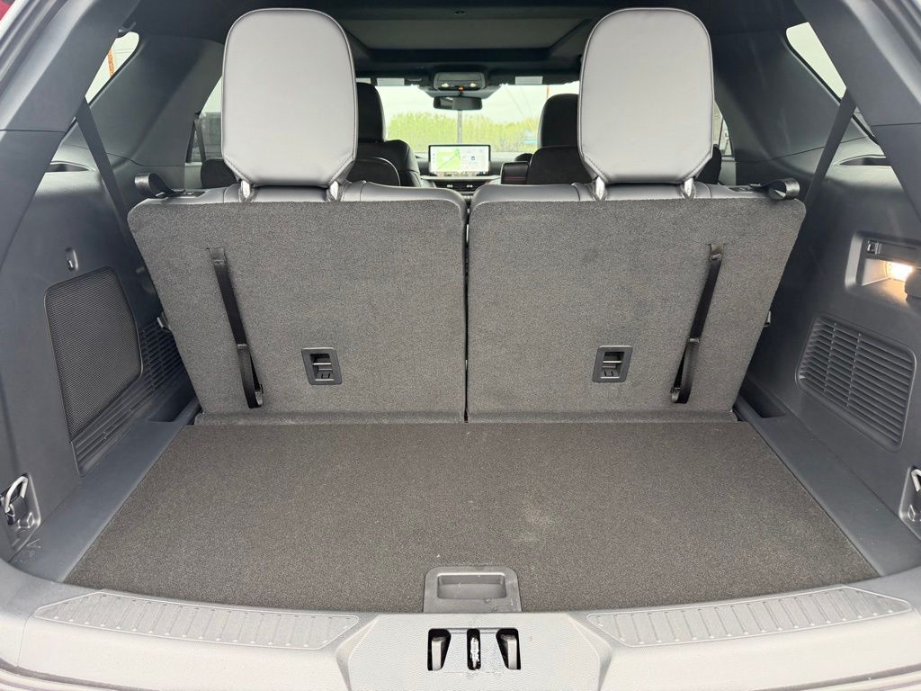 2026 Ford Explorer ST-Line - 6