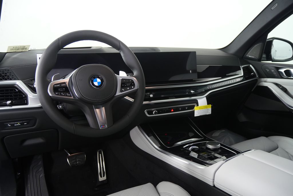 Thumbnail: 2026 BMW X5 - 18