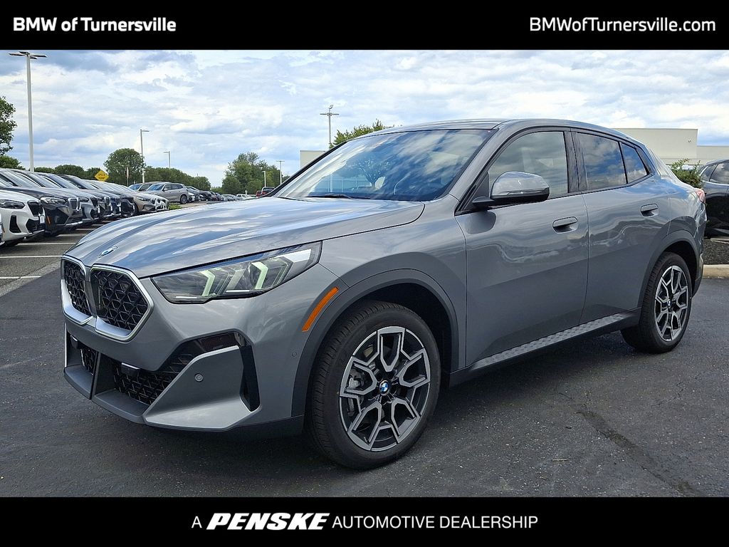 Thumbnail: 2026 BMW X2 - 1