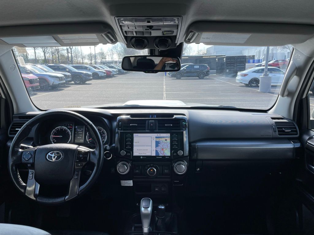 Thumbnail: 2024 Toyota 4Runner - 10