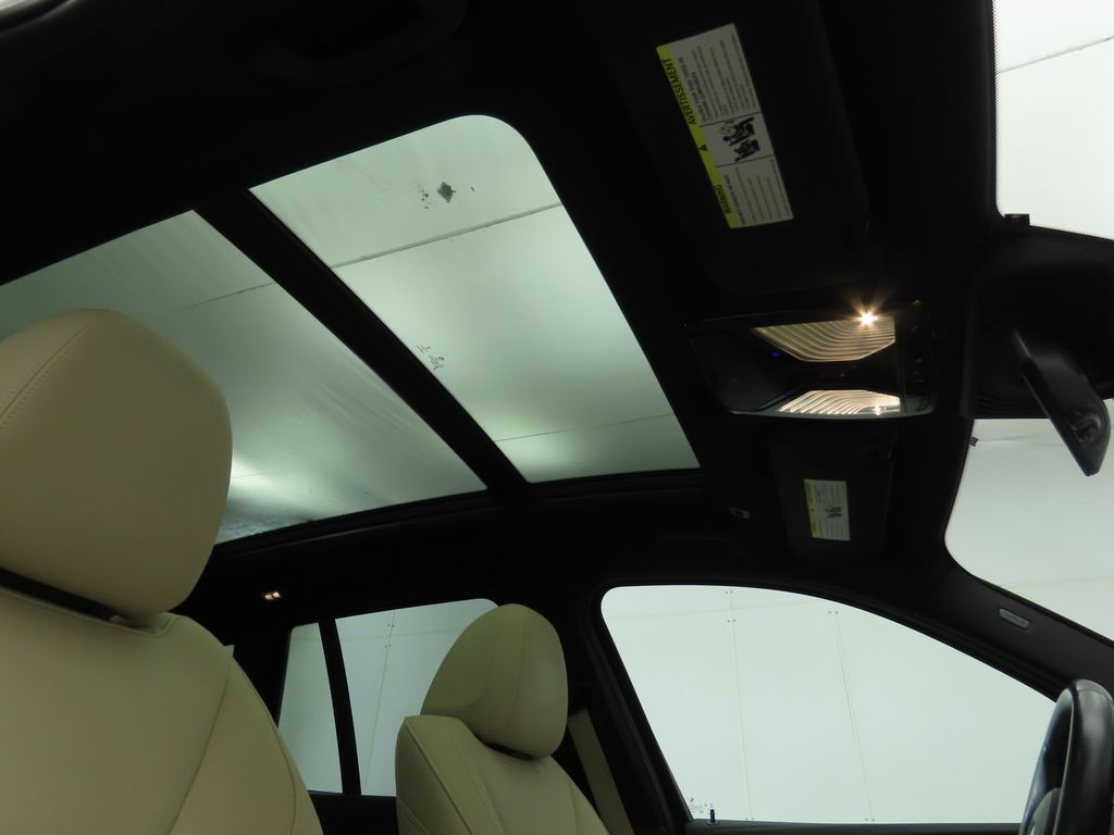 Thumbnail: 2021 BMW X3 - 18