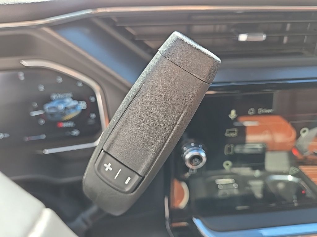 Used 2026 White GMC Denali Ultimate image 33