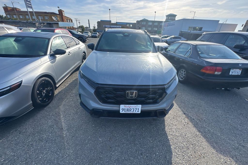 View vehicle photo 3