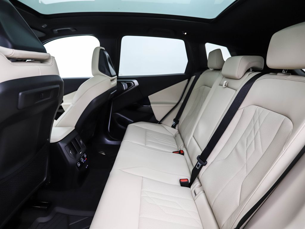 Thumbnail: 2026 BMW X3 - 23