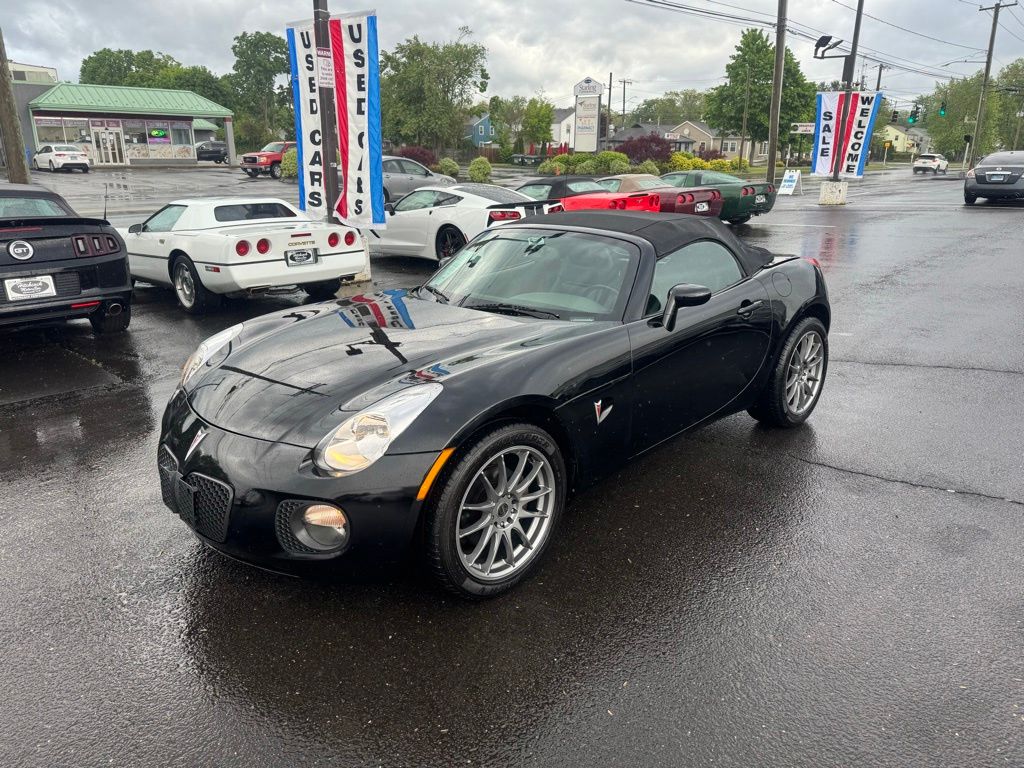 Mysterious Black 2007 Pontiac Solstice GXP Convertible Rear-Wheel Drive Automatic