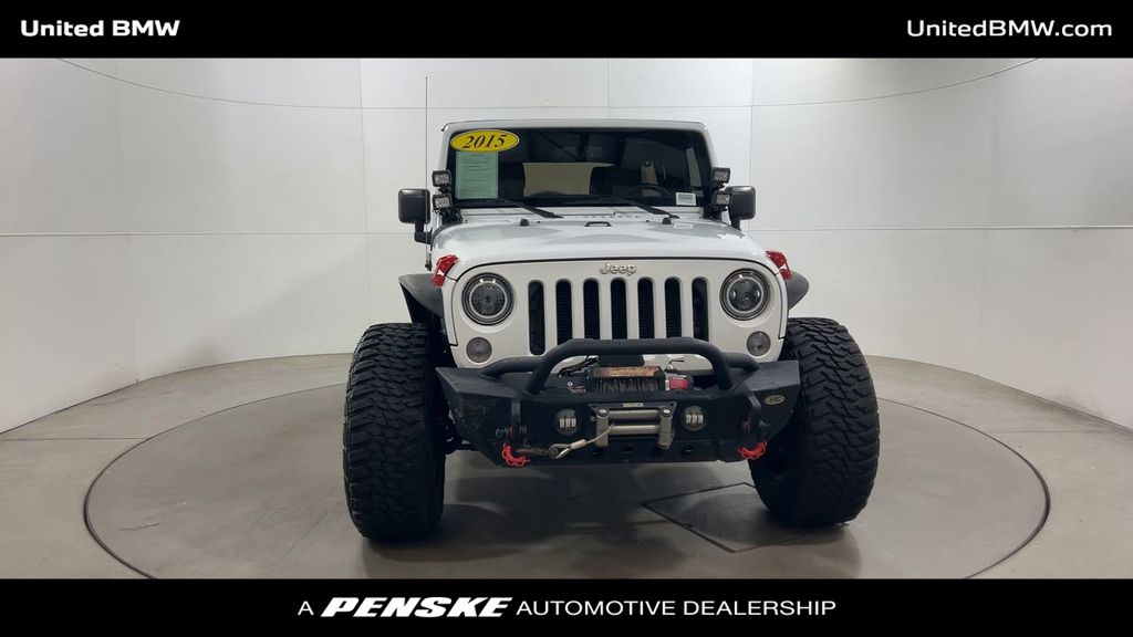 2015 Jeep Wrangler Unlimited Sahara 3